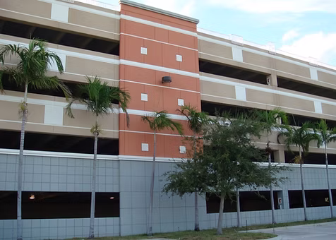 Commercial building painting