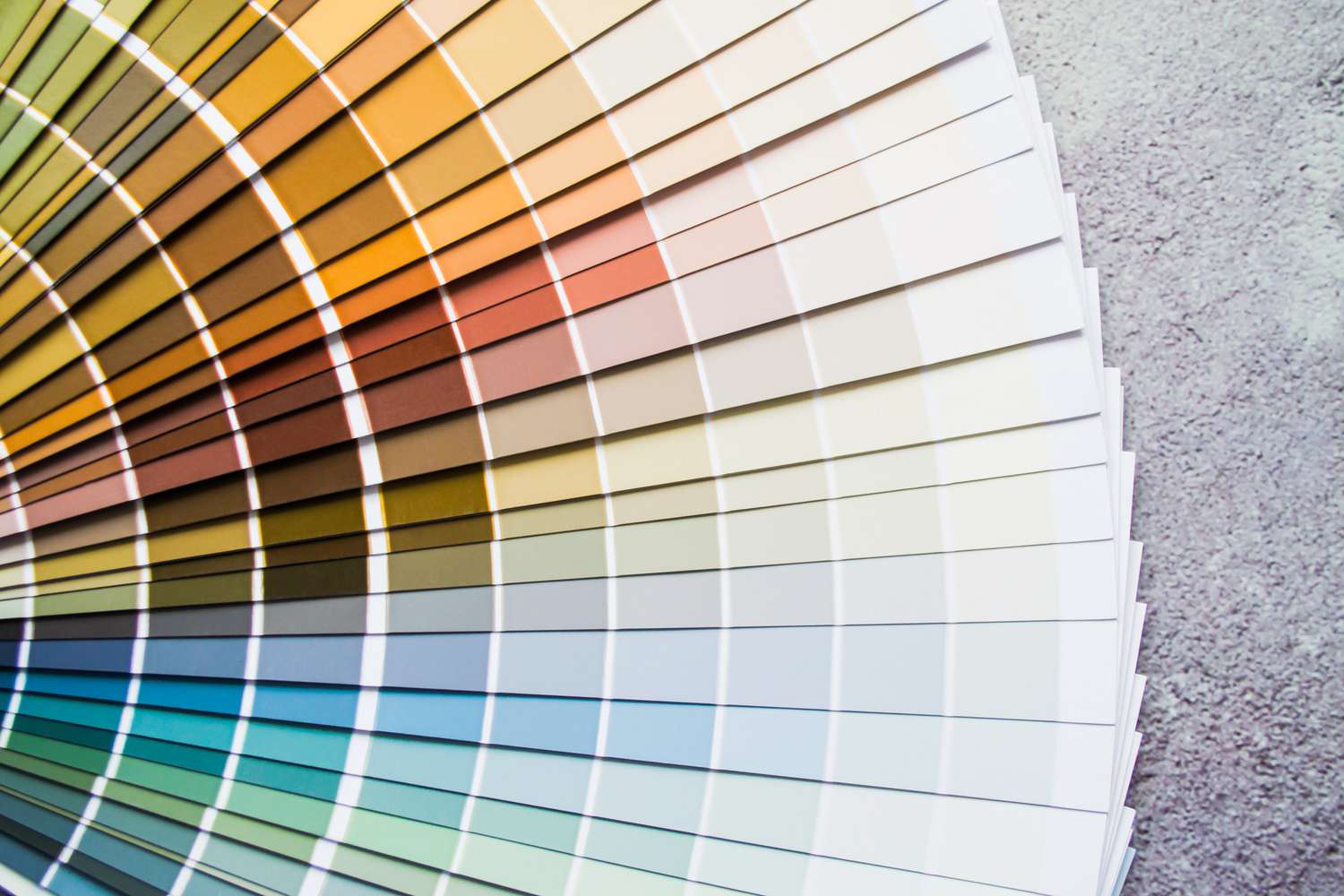 How to Choose the Right Paint Finish for Every Room in Your Home